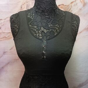 Colsie Black Crop‎ Top